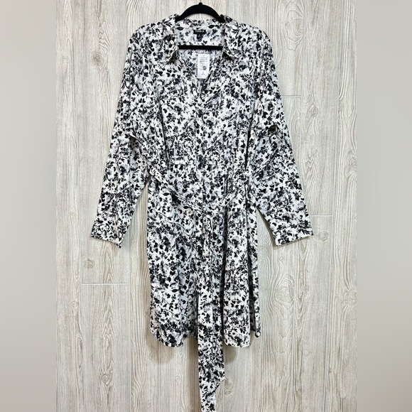 Torrid Black and White Floral Pattern Long Sleeve Poplin Shirt Dress 2X 18-20 - Picture 2 of 15